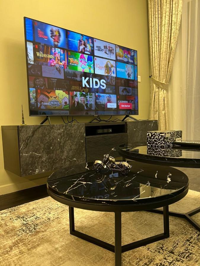 Luxury 2 Bedroom With Burj Khalifa View ドバイ エクステリア 写真