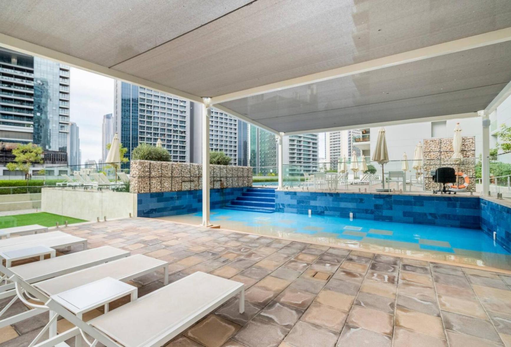 Luxury 2 Bedroom With Burj Khalifa View ドバイ エクステリア 写真