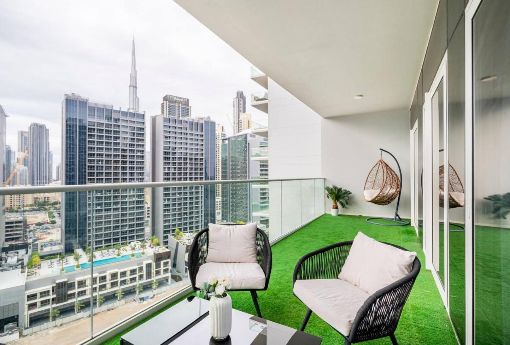 Luxury 2 Bedroom With Burj Khalifa View ドバイ エクステリア 写真